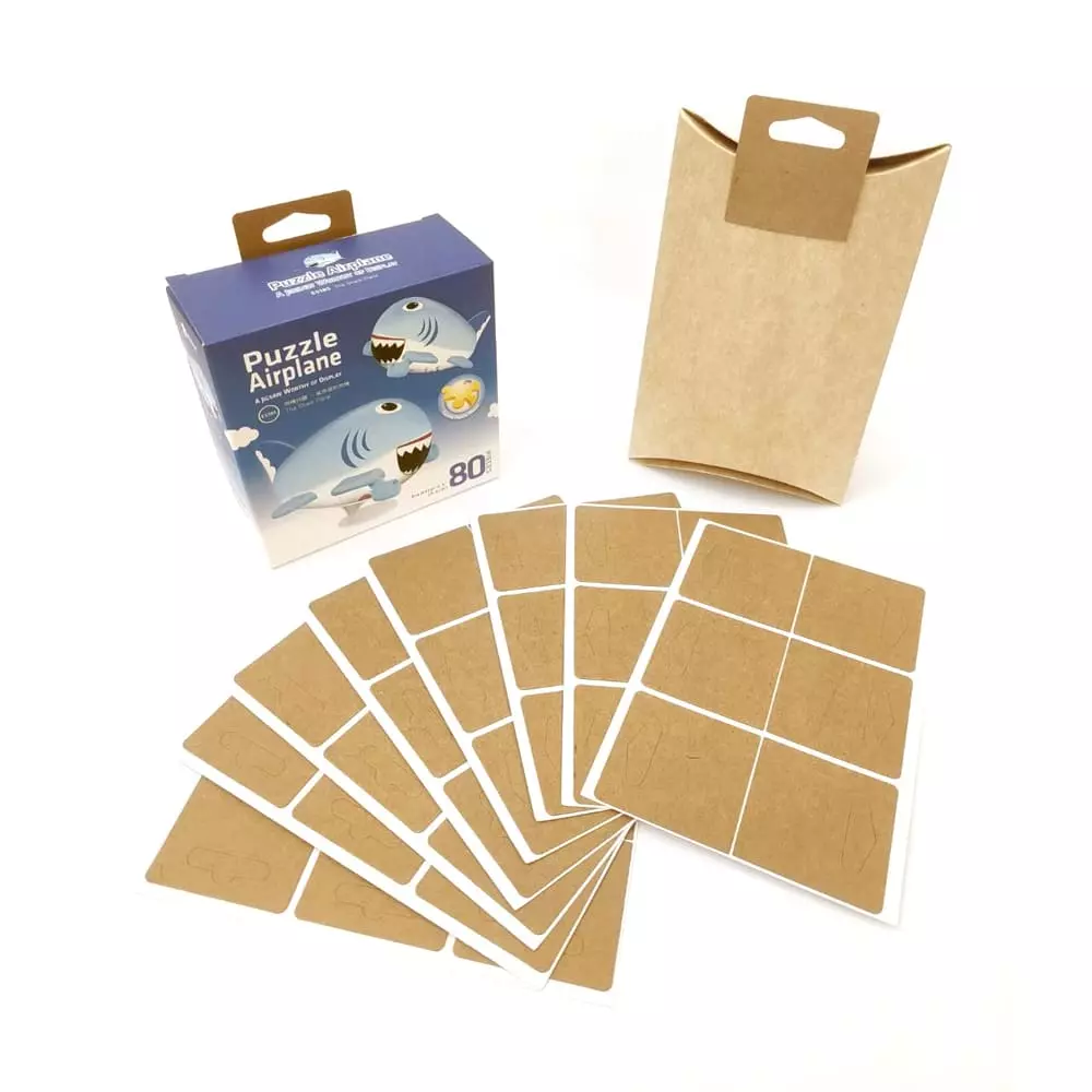 自黏紙質貼勾 7 cardboard hang tabs 1